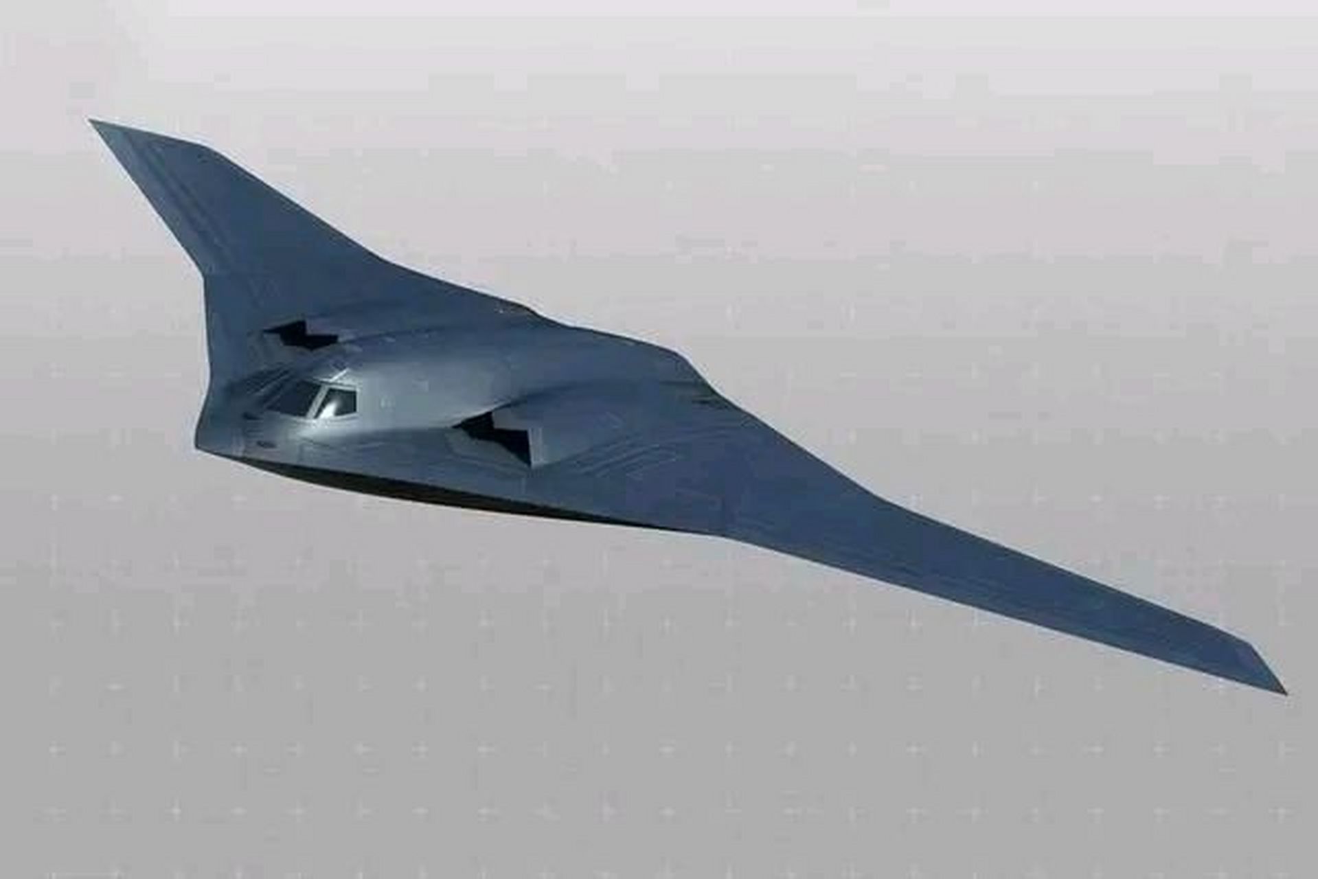 轰20已在路上,空重200吨,载弹量45吨,最大航程可达14000公里,全隐身