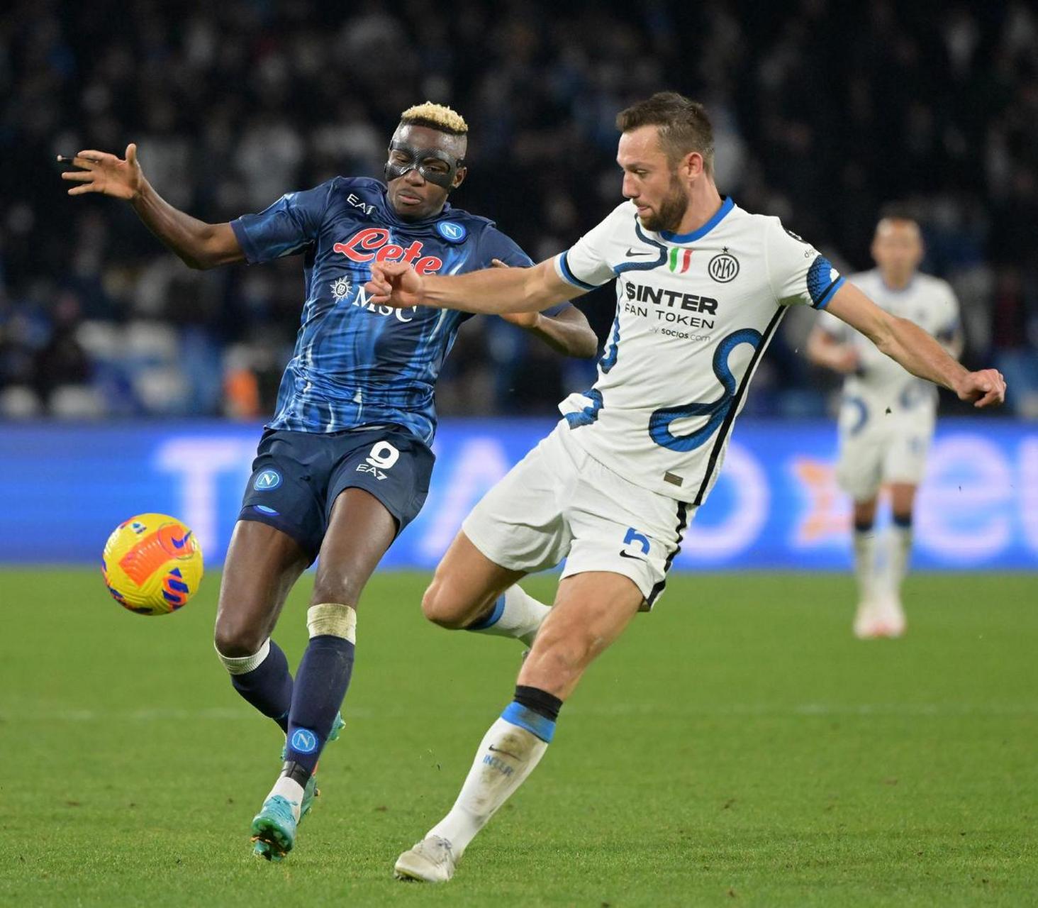 mmn解体之后,大巴黎即将1.5亿欧元签下奥斯梅恩,开启新的时代