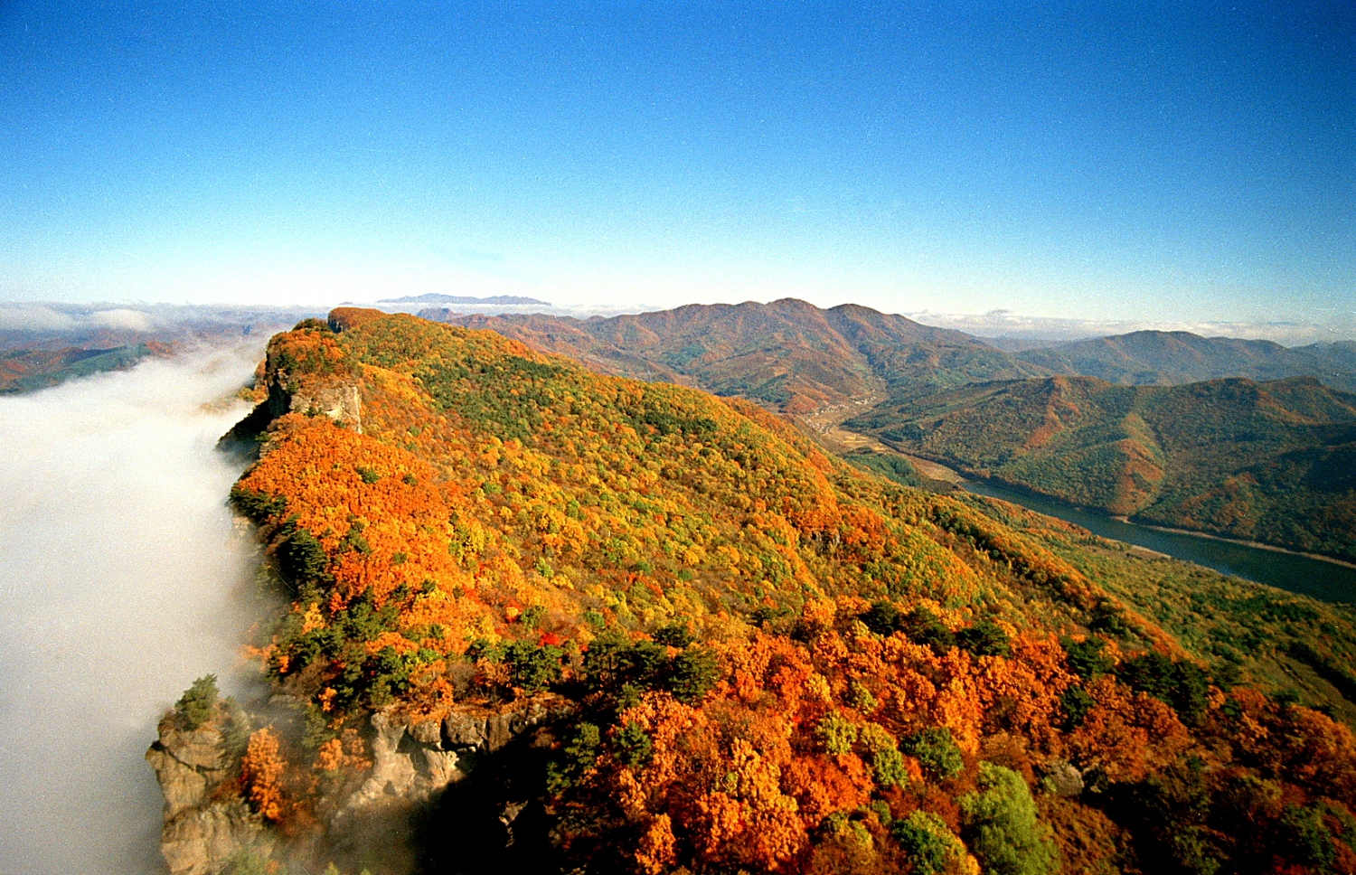 桓仁五女山风景区简介图片