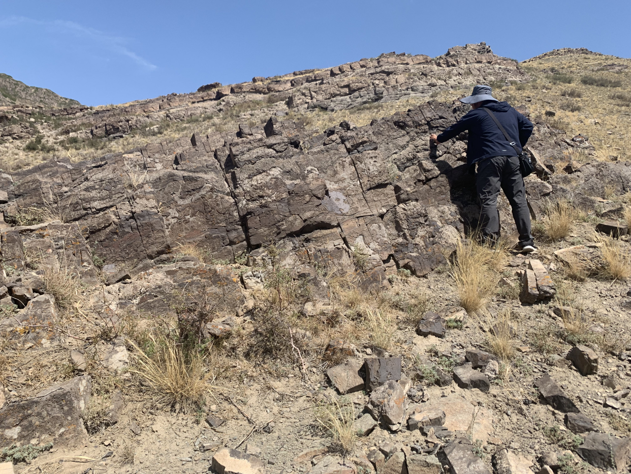 新疆乌鲁木齐东化石山