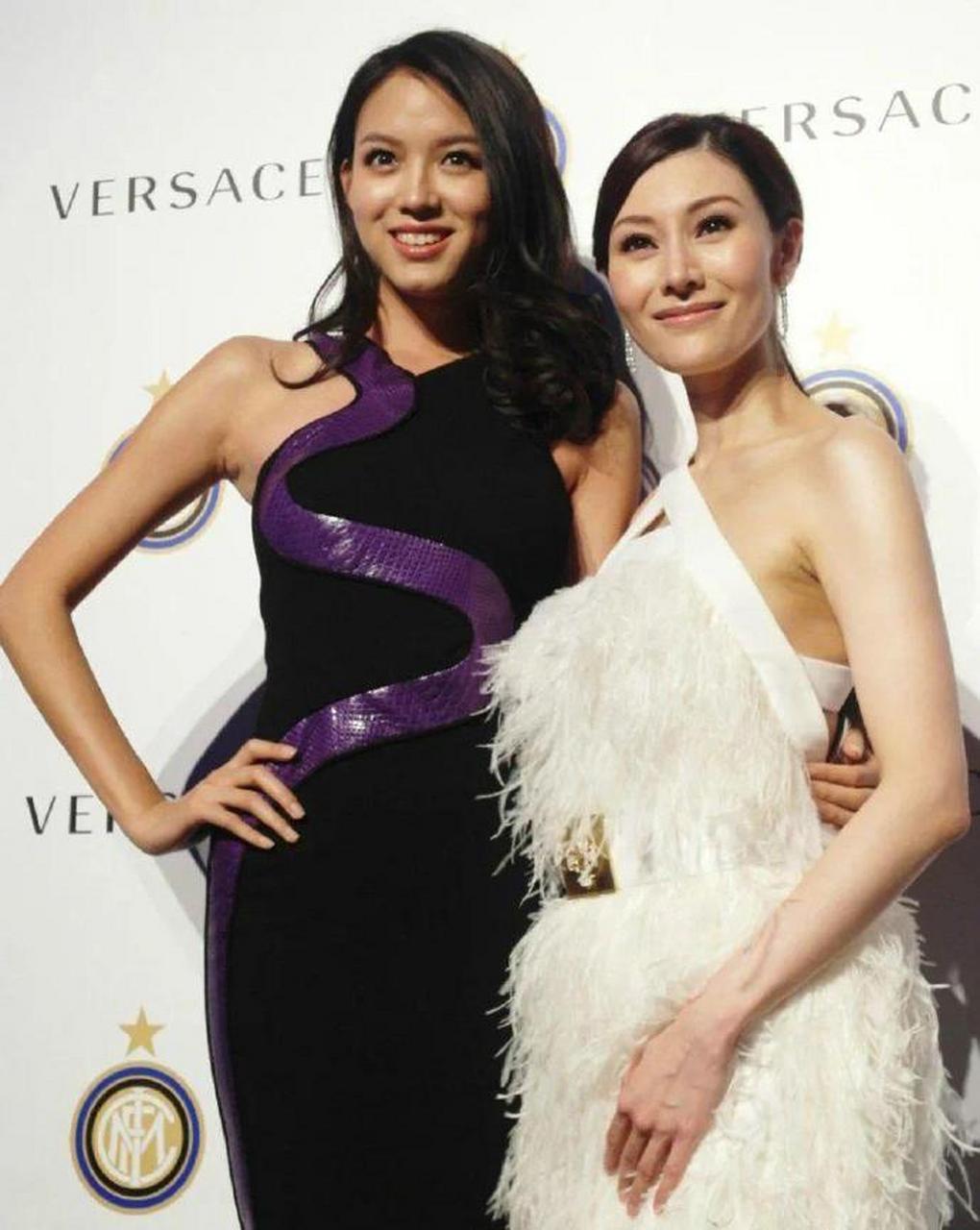 张梓琳和李嘉欣昔日同框照,世界小姐和香港小姐有什么不同?