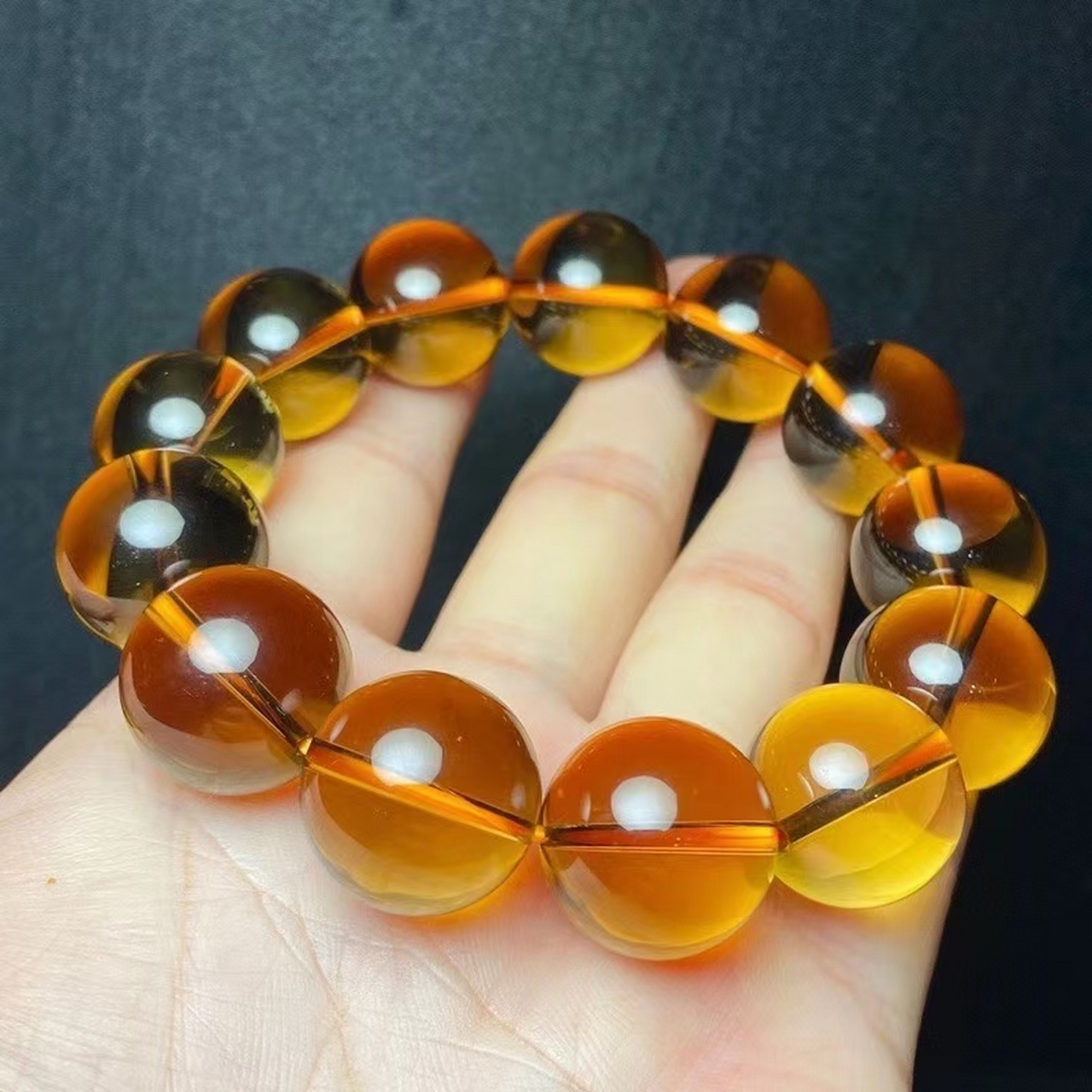 天然巴西黄水晶手链 18毫米 每一颗珠子都是精挑细选的 纯手工切割