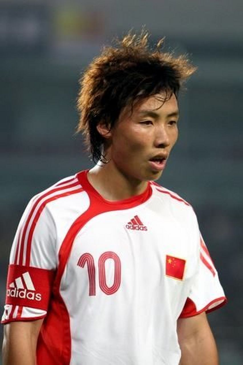 他把深圳队凝聚成一股力量, 在缺钱的情况下踢的积极努力, 陈涛的