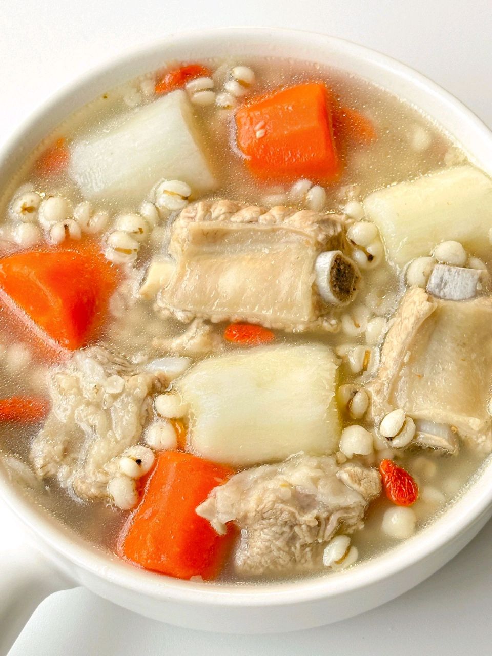 山药薏米排骨汤!清润鲜甜,健脾养胃又祛 湿!