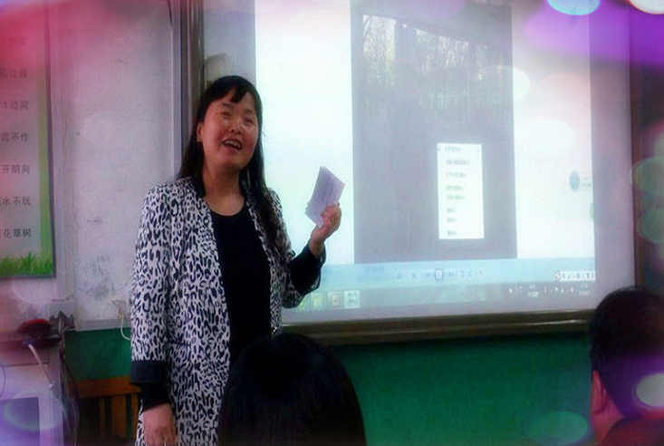 为教育事业奉献青春的党员老师吕鑫