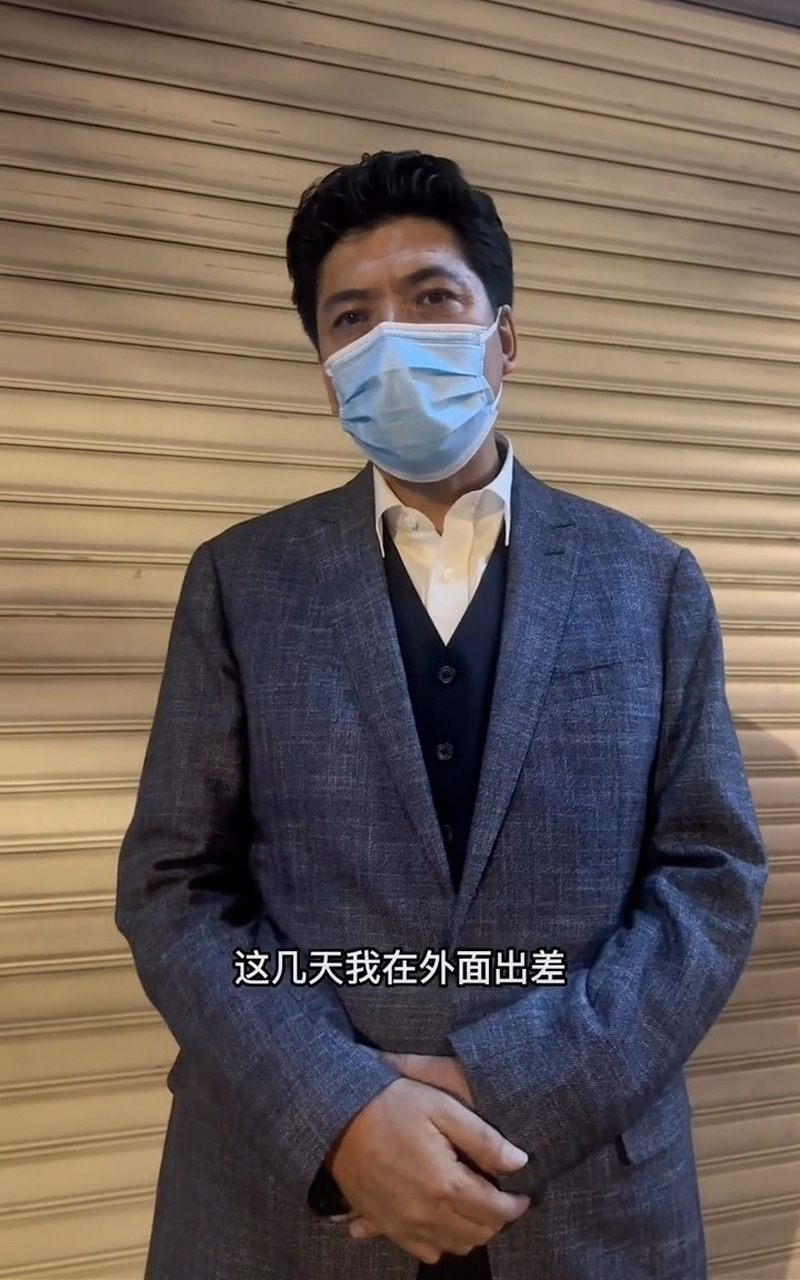 旅游局长刘洪立刻做出处理,还在在网上喊话: 谁砸了我们甘孜旅游的