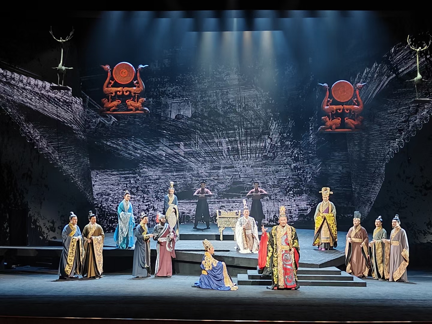 话剧《屈原》在宜昌首演