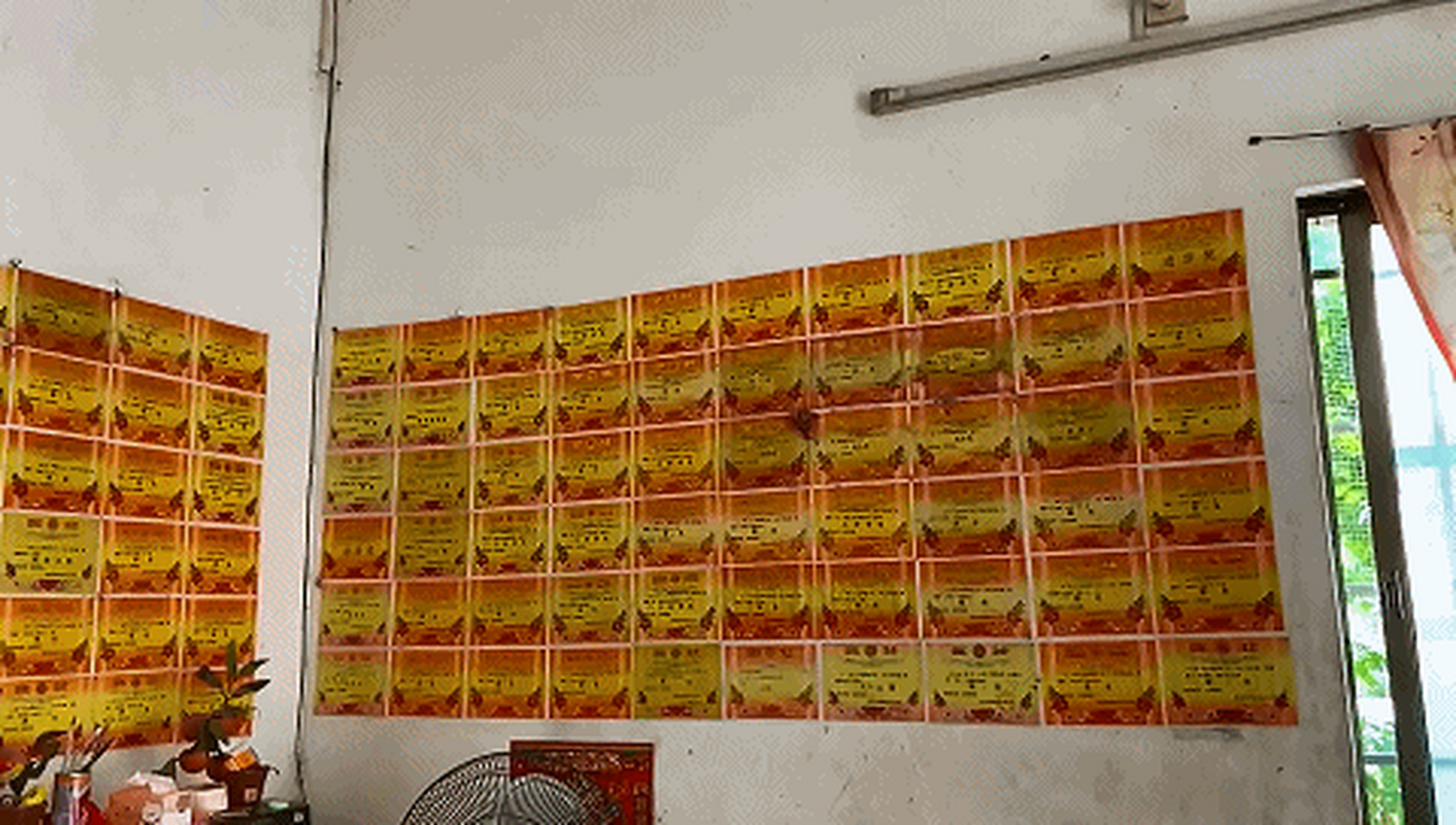 不少网友认为,千万不要认为奖状多就多厉