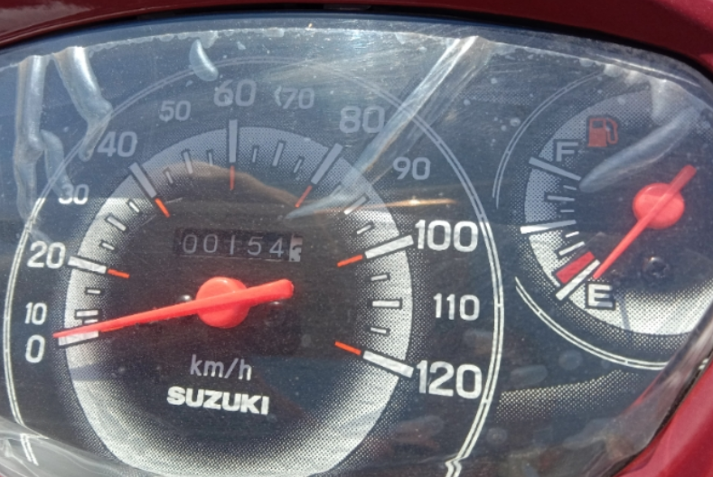 摩托车油表坏了能修吗?