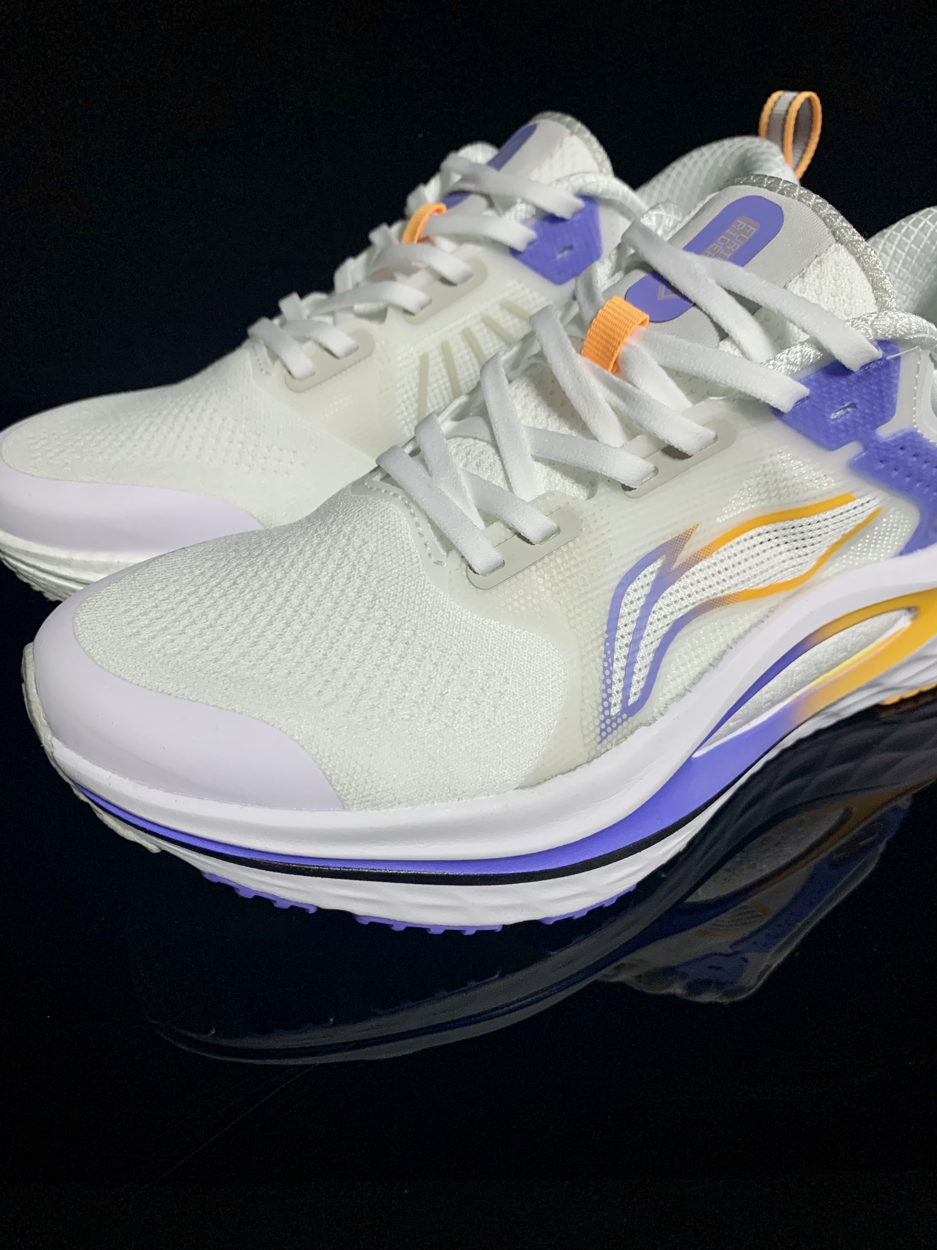 400以内最内卷跑鞋李宁烈骏6