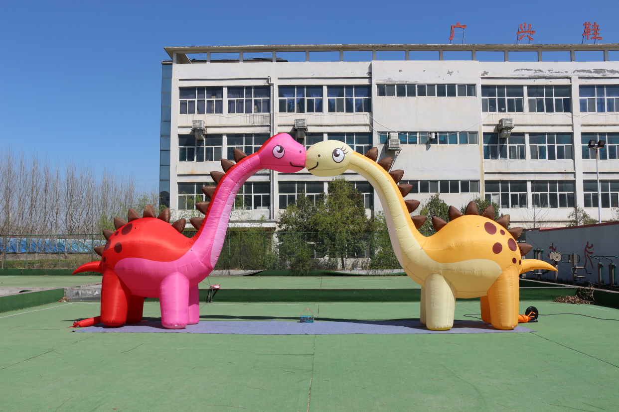 充气恐龙气模大集合仿真三角龙,长颈龙,霸王龙等景区美陈道具