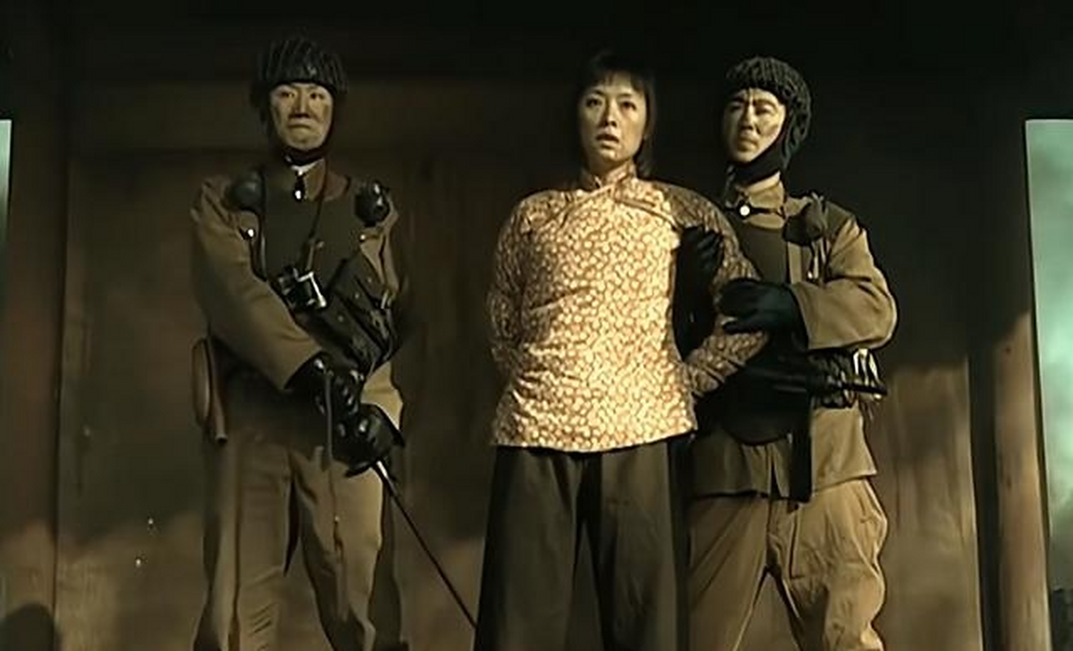 在《亮剑》中,从秀芹的牺牲来看,李云龙攻打平安县城的主因并不是为了