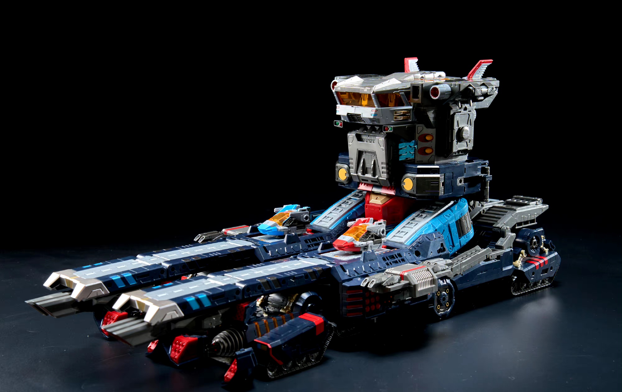 模型欣赏:戴亚克隆 da-95 超弩级陆上机动战舰