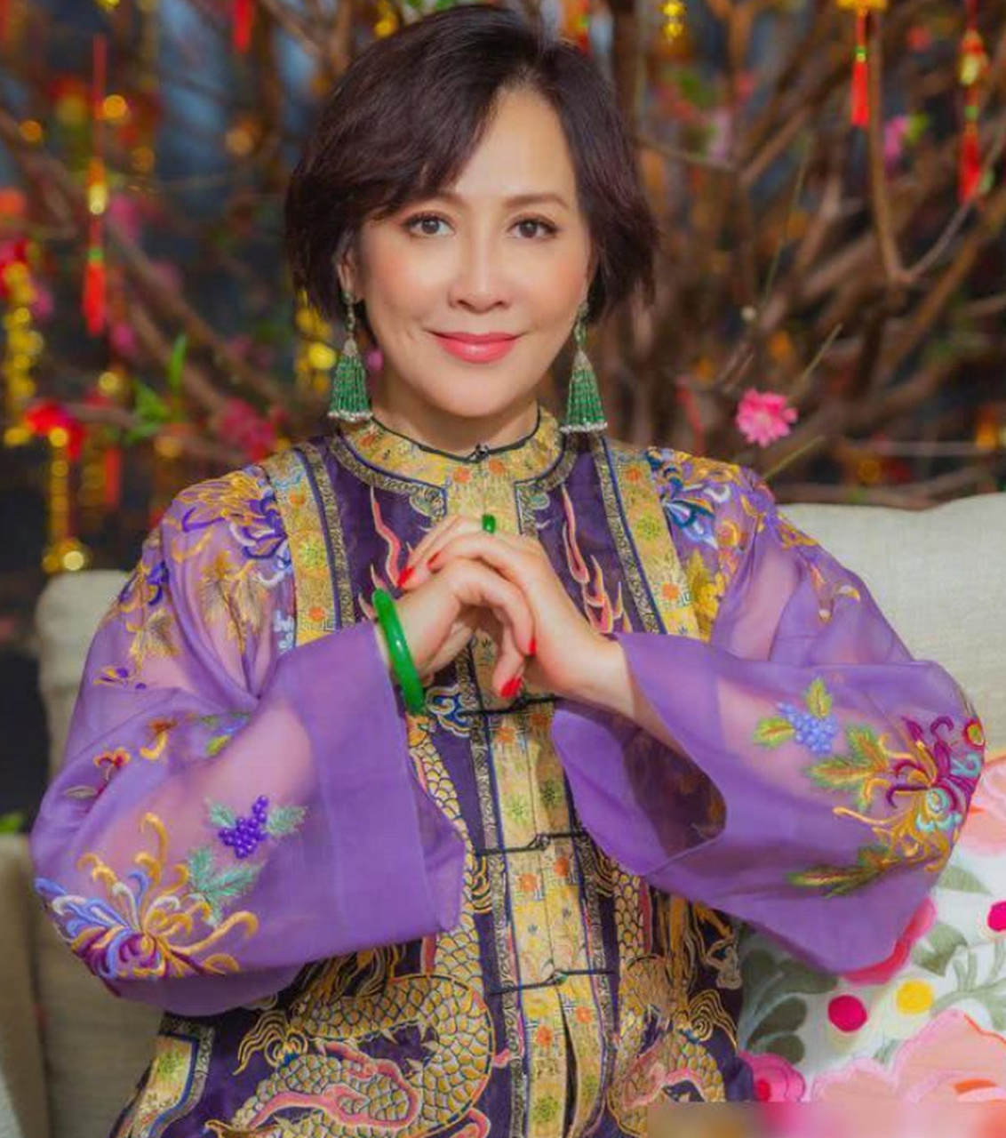 刘嘉玲的最爱一定是这个,刘嘉玲喜欢翡翠!