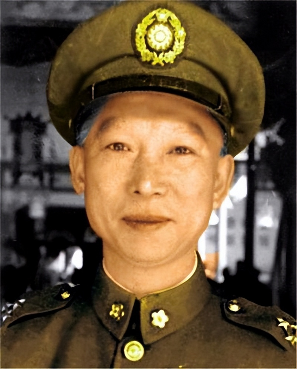 历史老照片:图一抗战时期的薛岳将军.