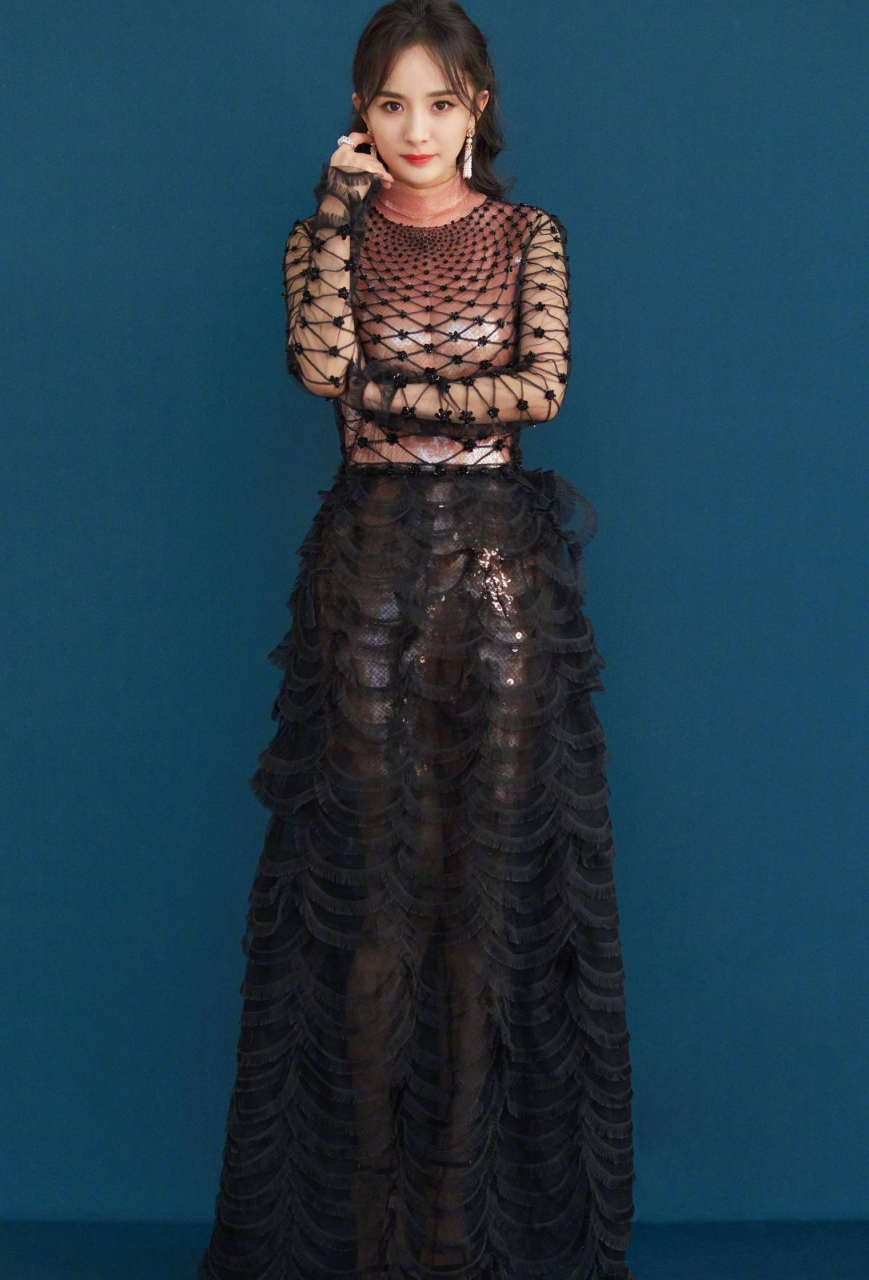 杨幂,中国内地影视女演员,流行乐歌手,影视制片人.