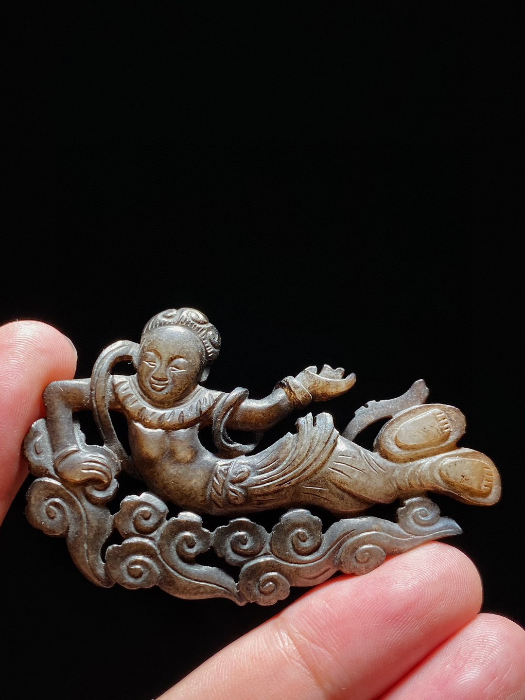 元 和田玉籽料 黑沁 飞天 挂件 玉佩 把件