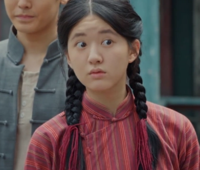 《胡同》赵露思演技僵化,毫无灵性被批浮夸,能否成功转型?