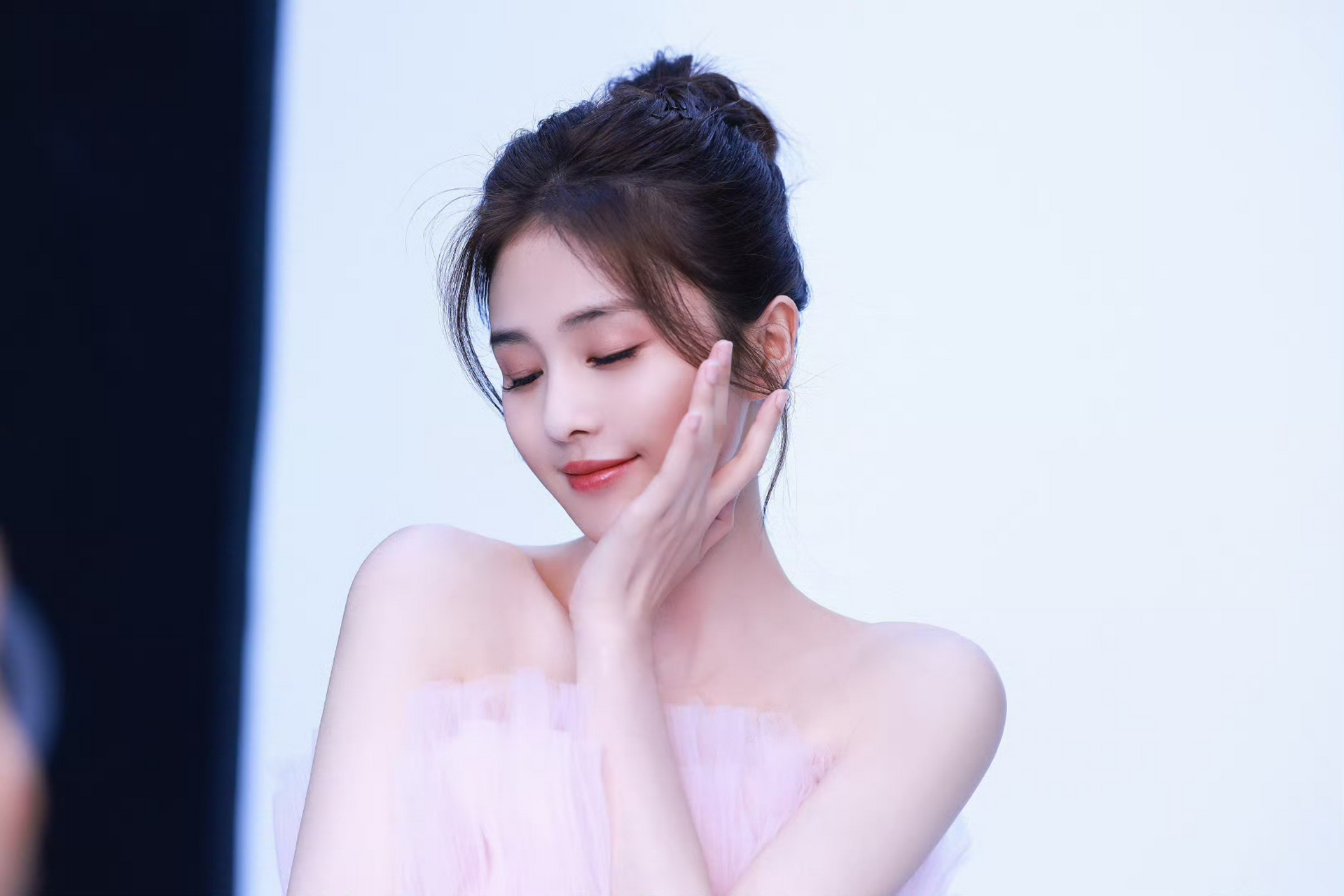 白鹿美照,颜值真的是太美丽了!#养眼美女