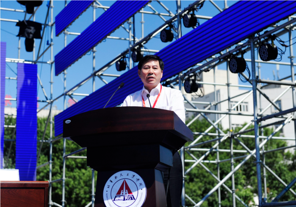 情牵母校!耿建明创造财富为母校捐赠款项?