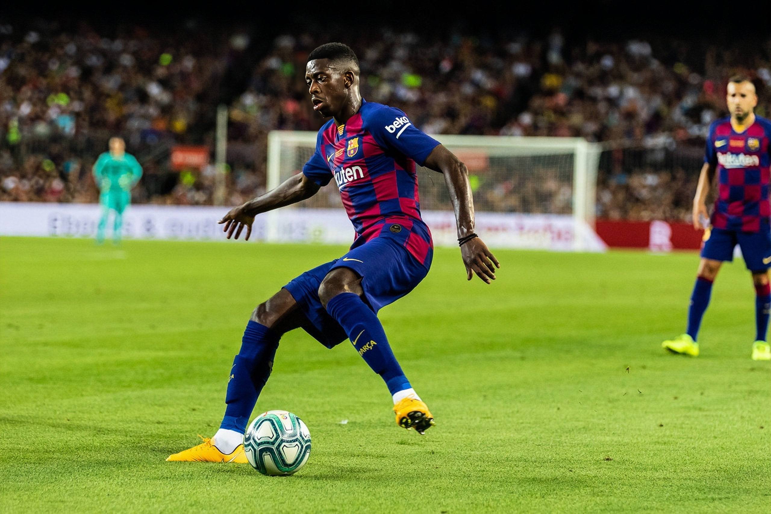 登贝莱:巴黎圣日耳曼的新目标,引发巴萨与解约金之战