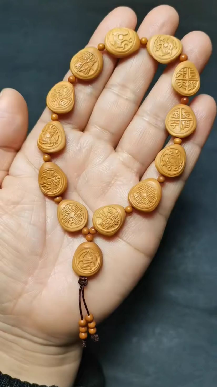 松子雕刻作品欣赏