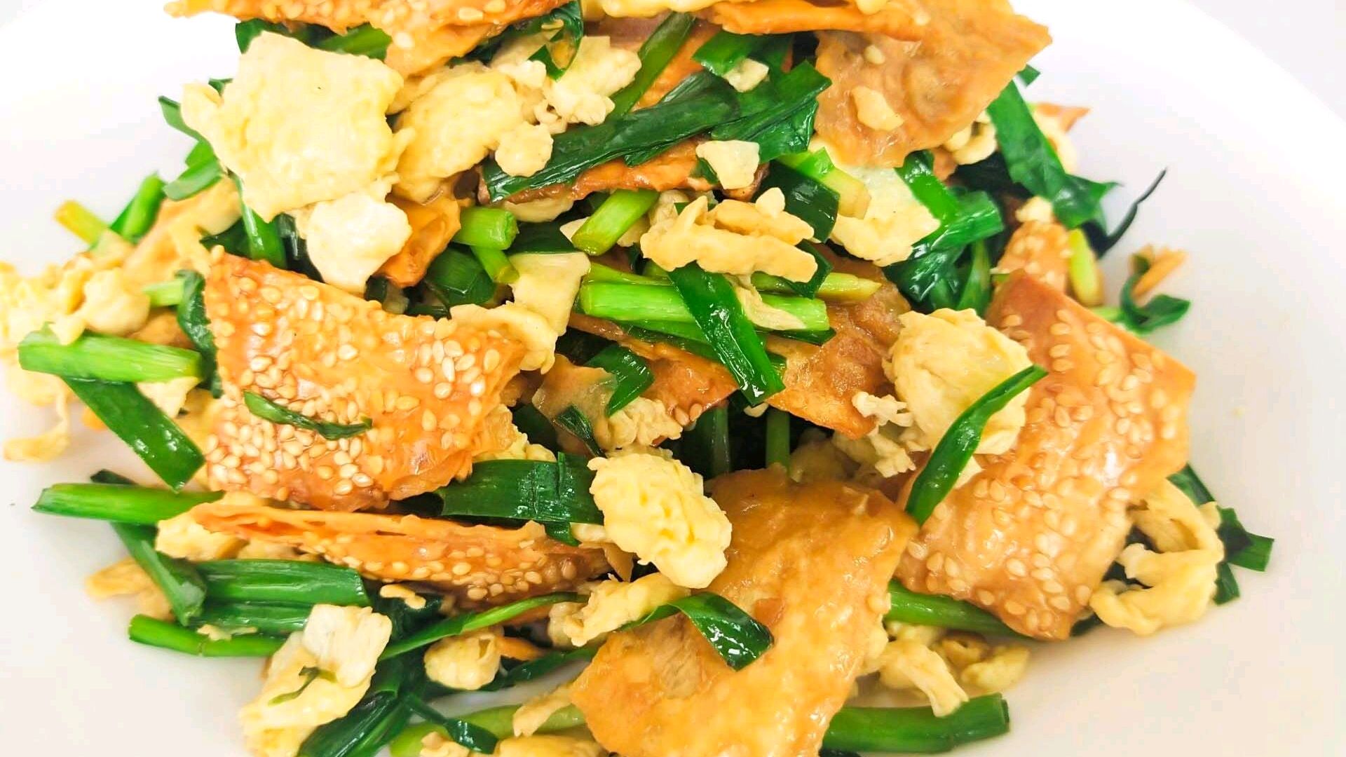 咸香酥脆的韭菜鸡蛋炒烧饼,做法如此简单,快试一下吧