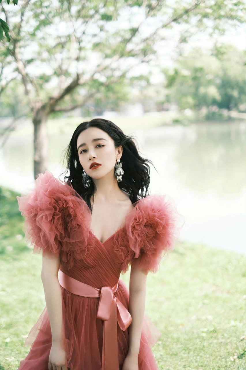 阚清子  高跟凉鞋美腿