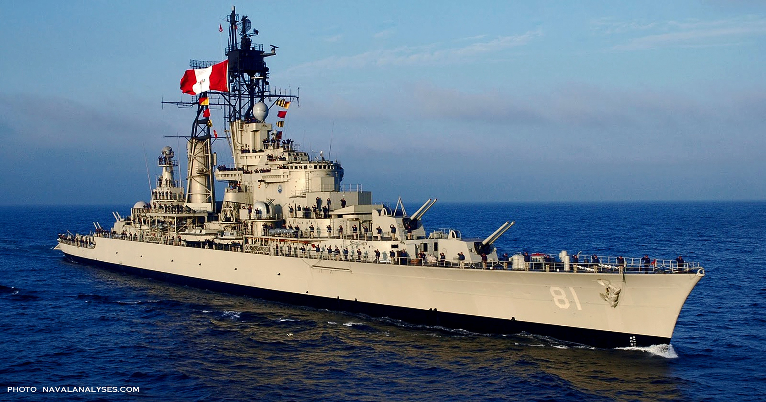 战舰欣赏:秘鲁海军德鲁特伊尔级格劳海军上将号巡洋舰.
