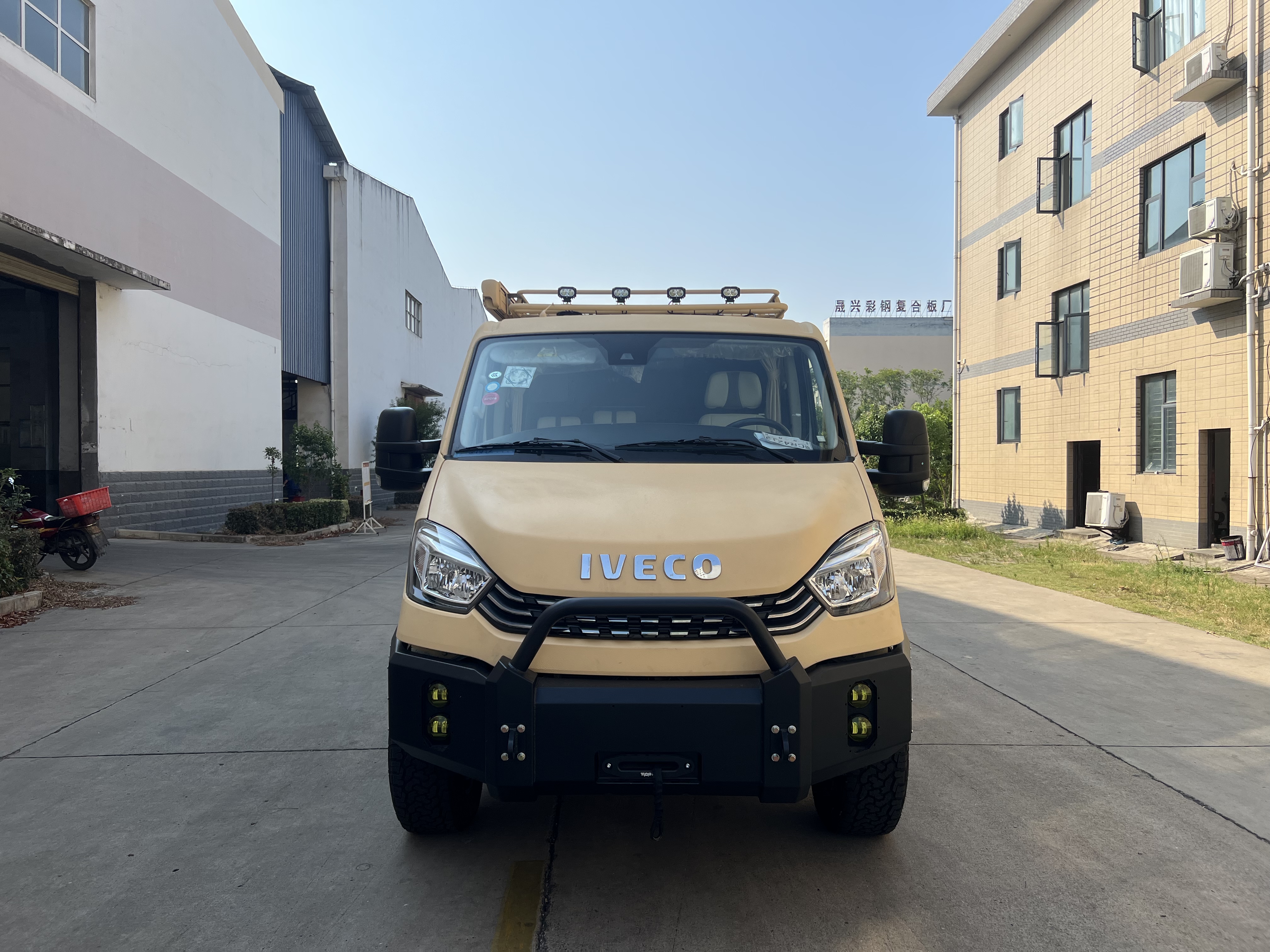 依维柯四驱越野房车