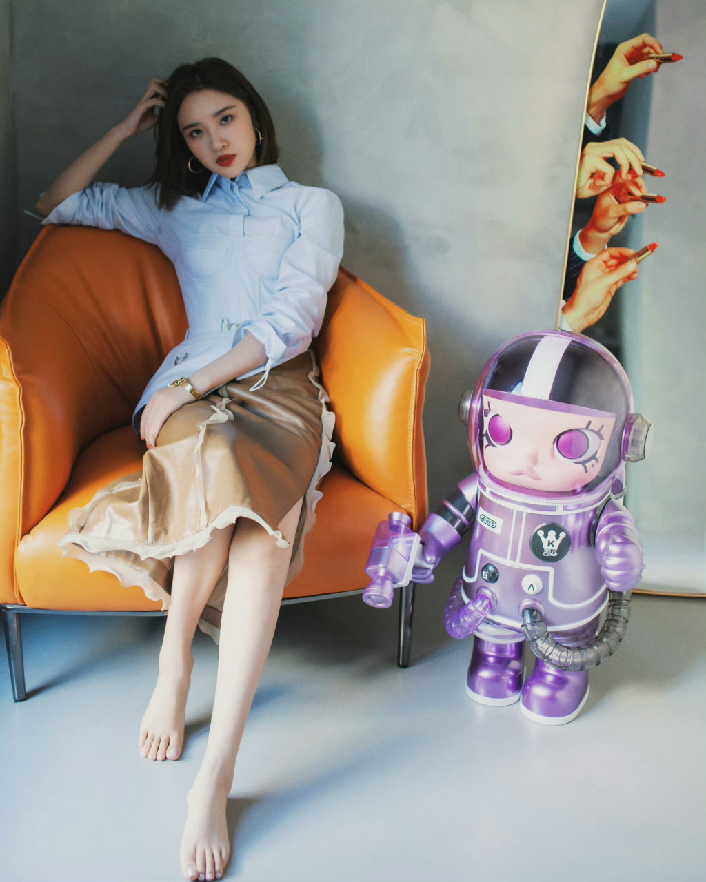 唐艺昕  光脚丫  美腿