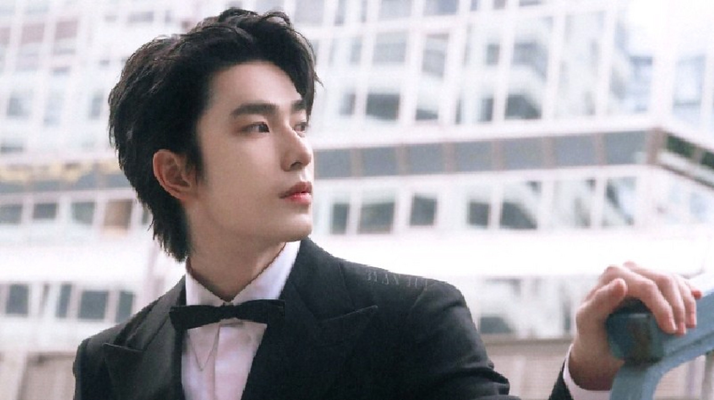 95后演员曾敬骅撞脸杨洋,网友辣评: 1.出现了!杨洋pro max一米八一版!