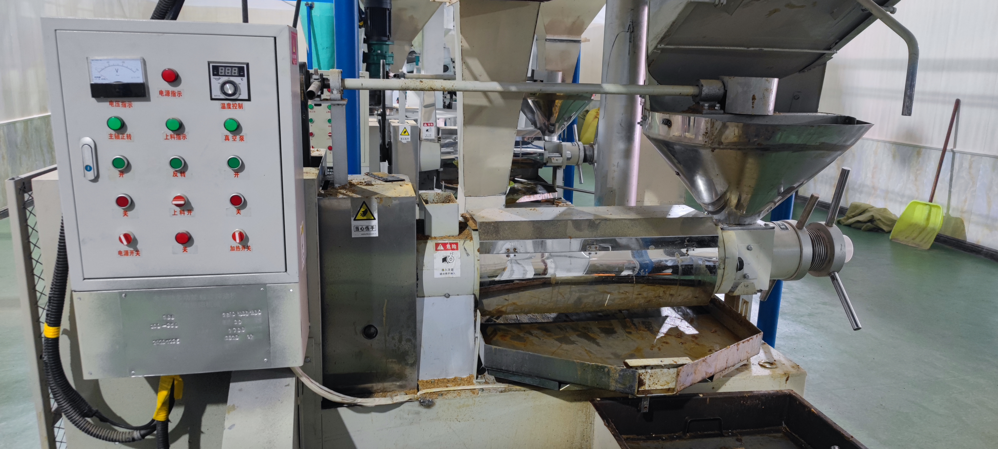 全自动榨油机价格