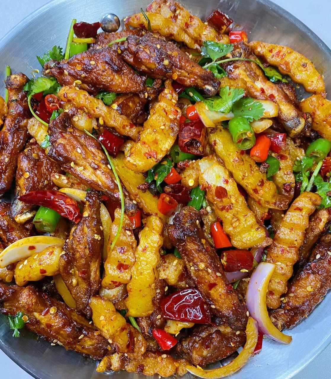 麻辣干锅鸡翅,麻辣干香