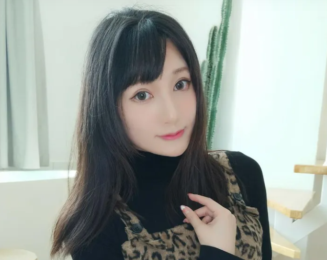 木之本果cos合集及个人资料