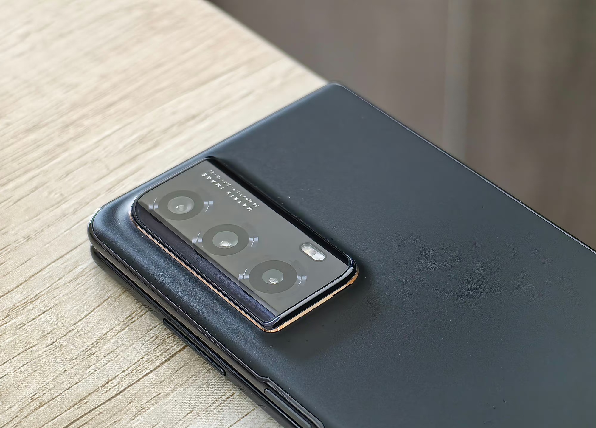 荣耀magic vs2详细体验评测:目前最轻的内折叠屏手机