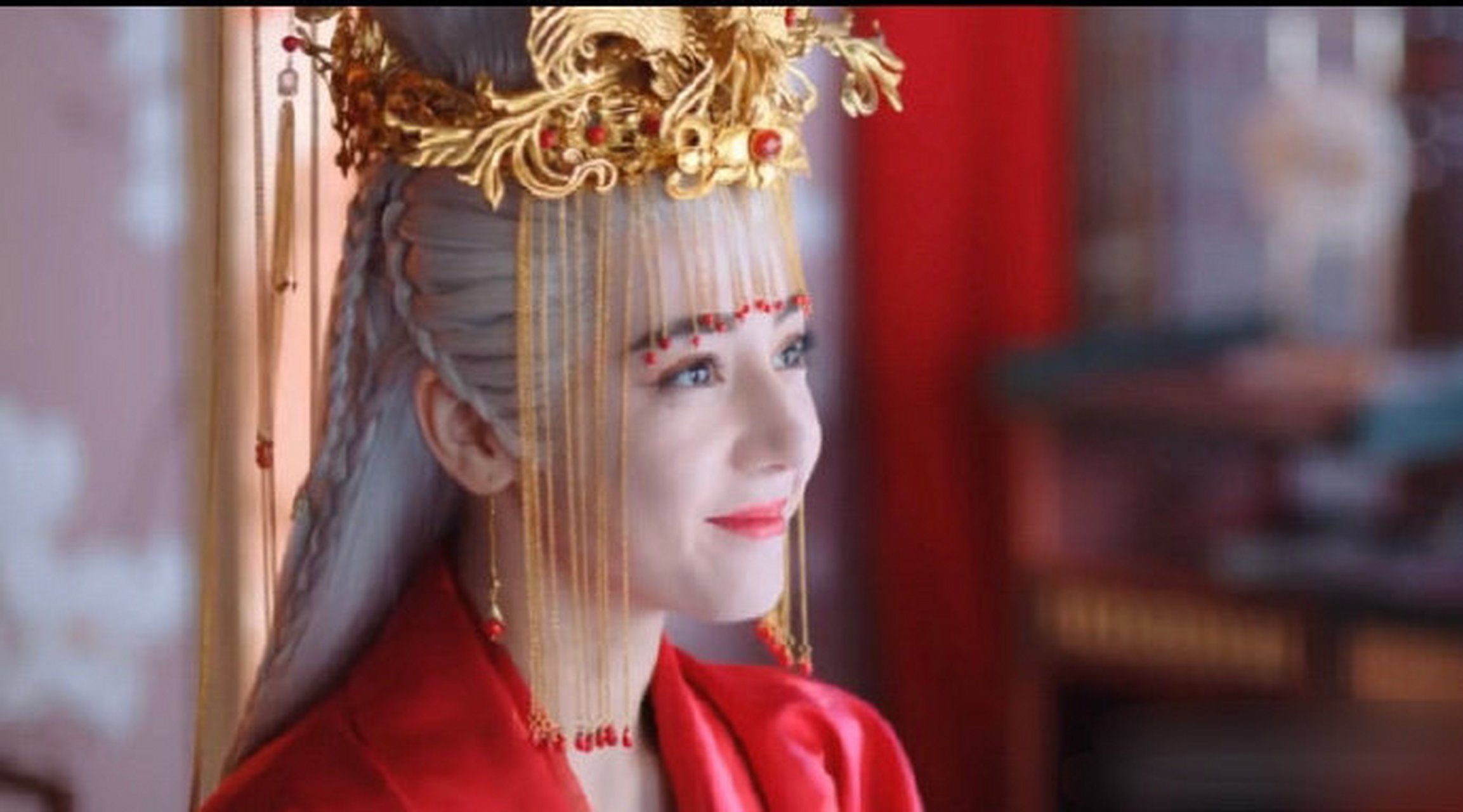 迪丽热巴新剧大婚造型这是认真的吗?全靠热巴脸在撑 676767