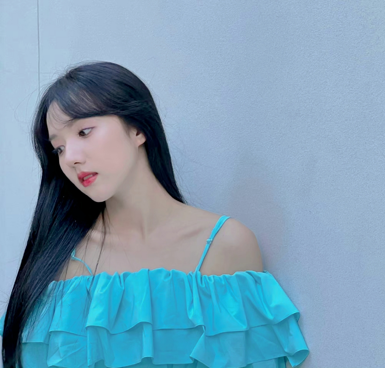 苏晓彤甜妹又又来了,浅蓝色长裙衬托出她美丽可爱的气质 #苏晓彤甜妹