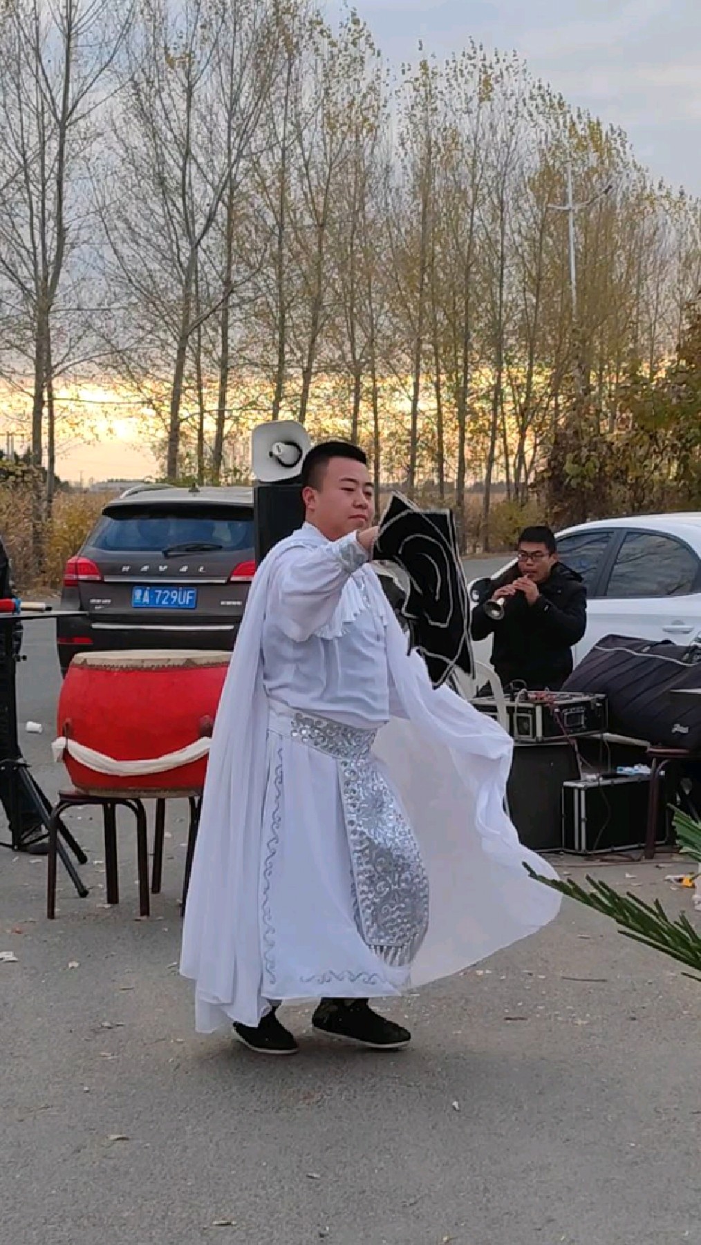 哈尔滨秧歌崔大浪手绢绝活表演