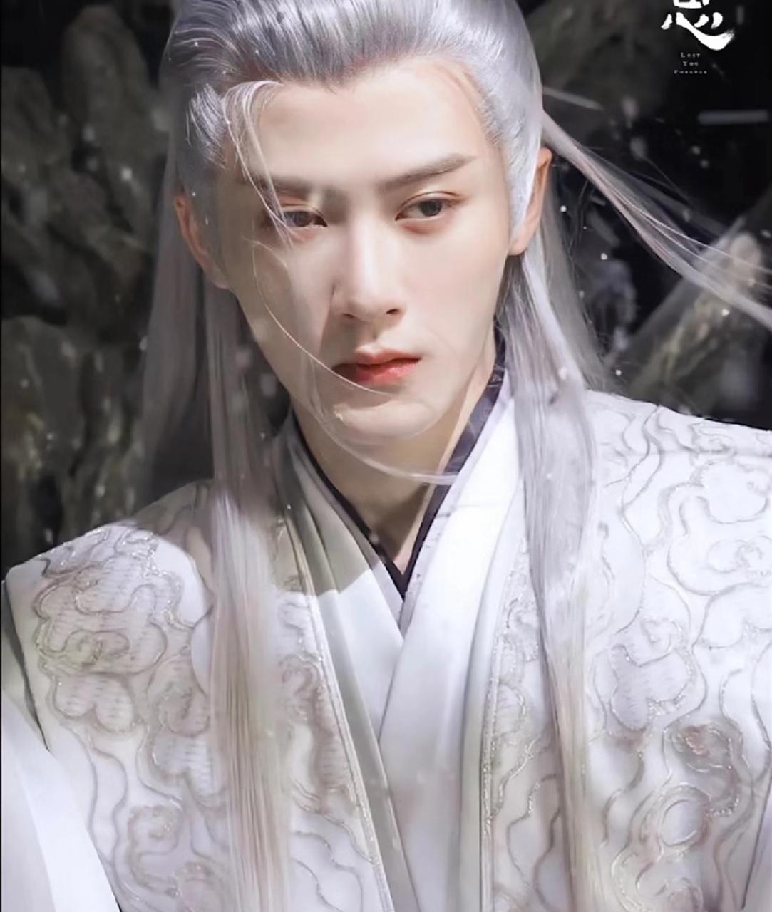 相柳这个角色绝对是书粉的意难平,纷纷表示:这个角色太可怜了!