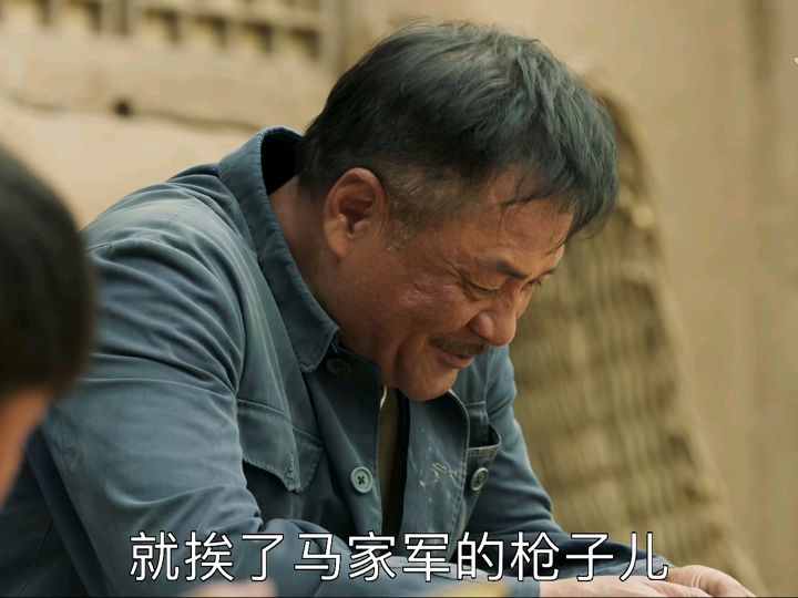 《山海情》,李大友用唱反调来刷存在感,其实他是最自卑的那个人