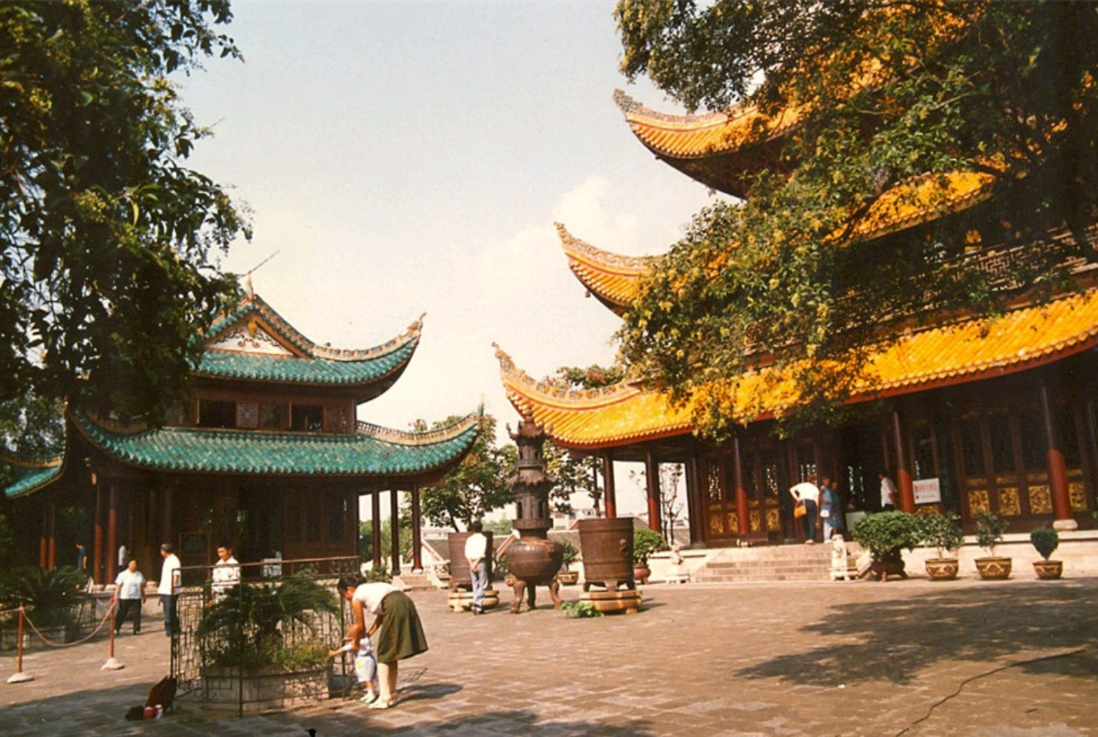 湖南老照片:1987年岳阳历史情景!看看这些城市场景,你认得不?