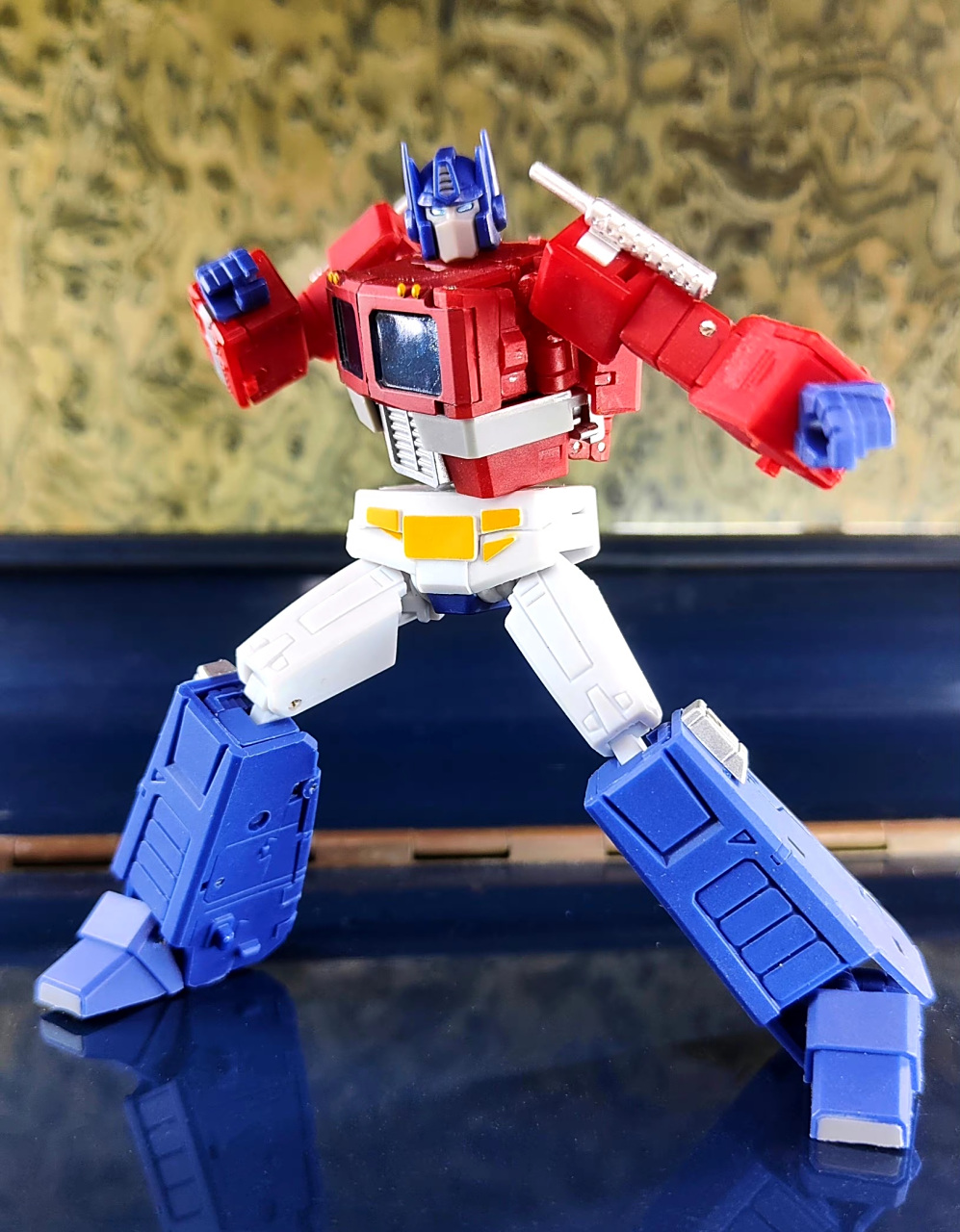 模型欣赏:魔方 小比例擎天柱,by 我系熊猫大王.