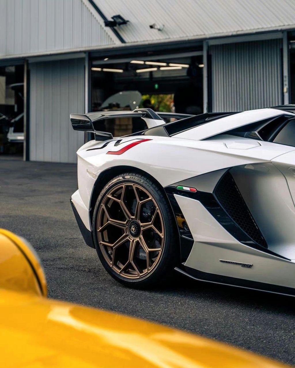 兰博基尼aventador svj roadster