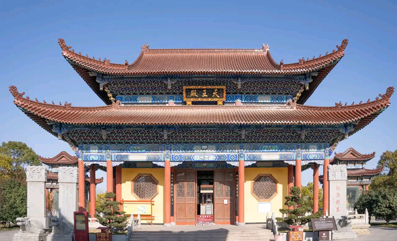 亚洲最大寺院,河南汝南的《南海禅寺》,却是一位台湾法师修建