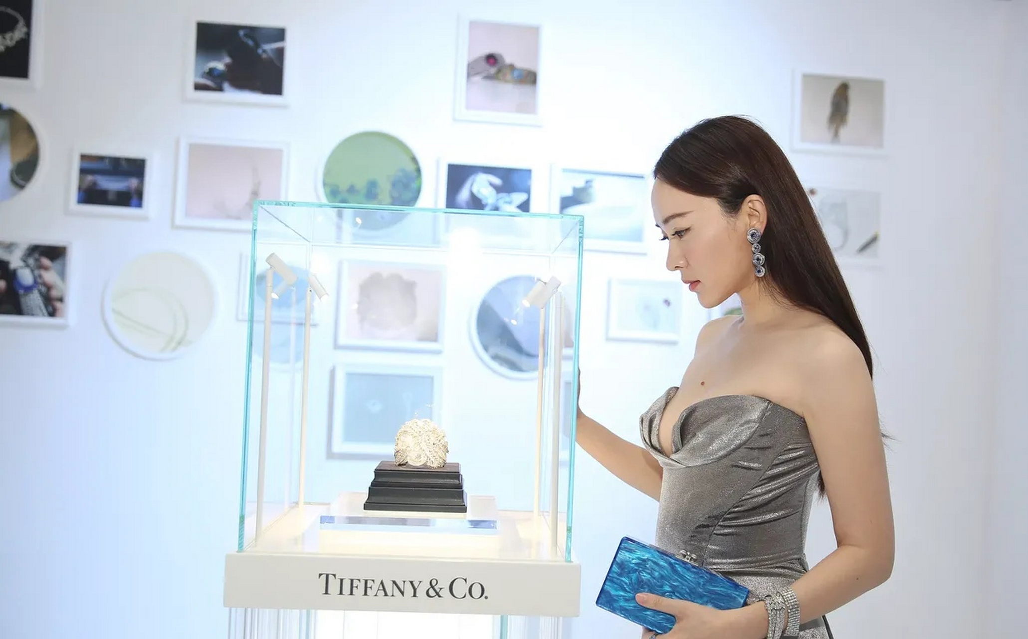 霍思燕这也太拼了吧…… 胸怀大志,应该说的就是她这种人吧 这都是很