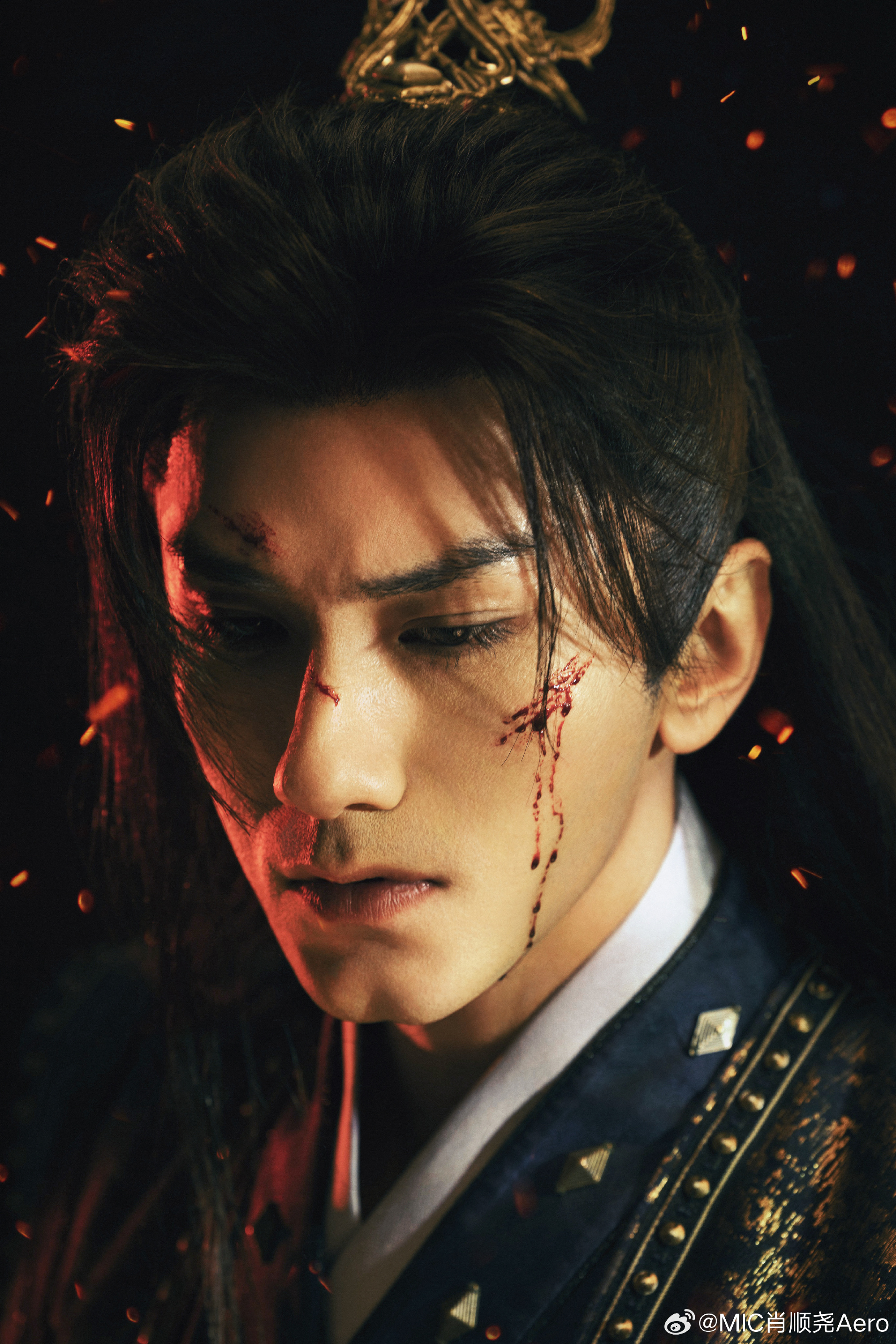 肖顺尧战损妆高级感,被笛飞声勾魂摄魄的帅气狠狠拿捏