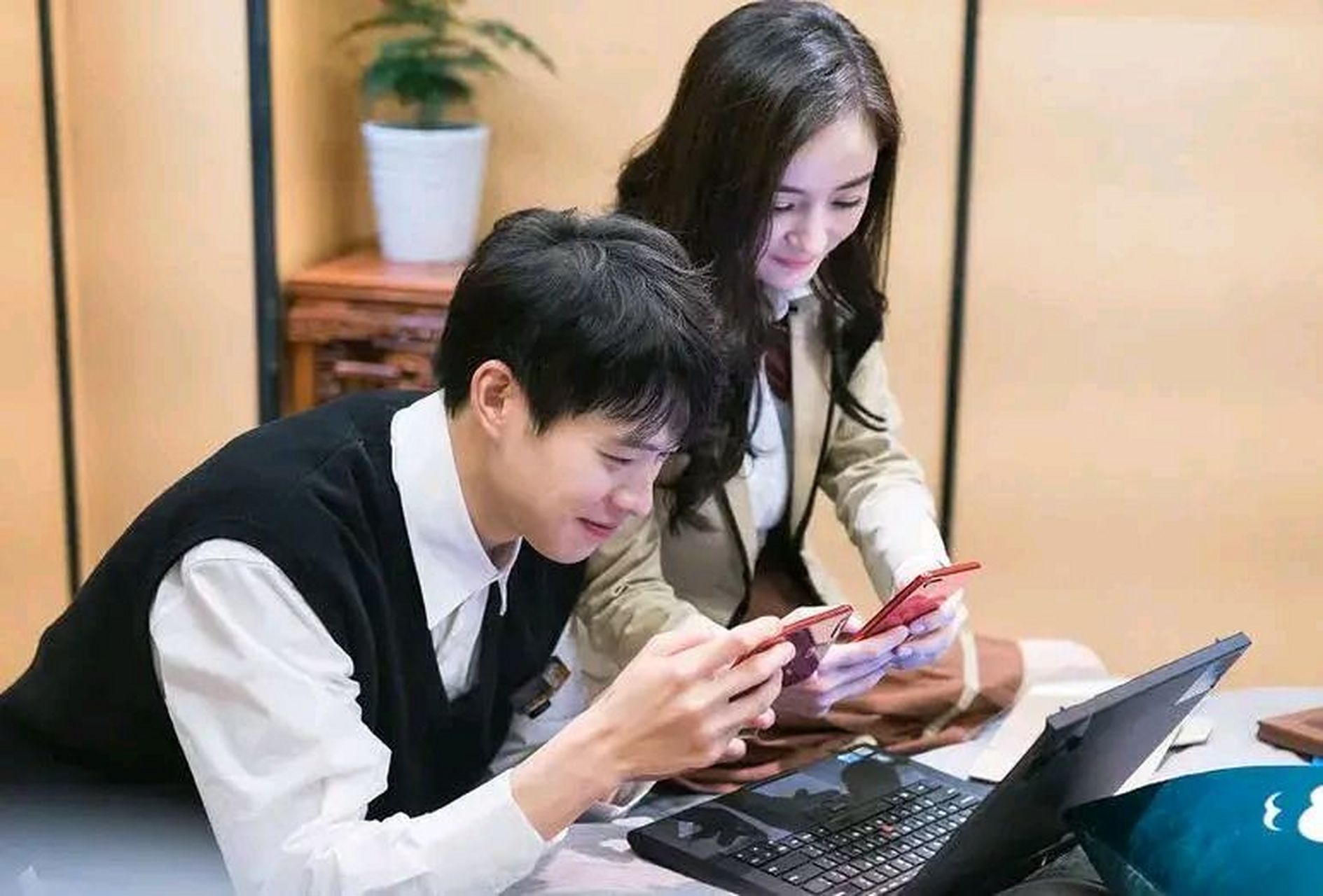 杨幂魏大勋真的复合了?