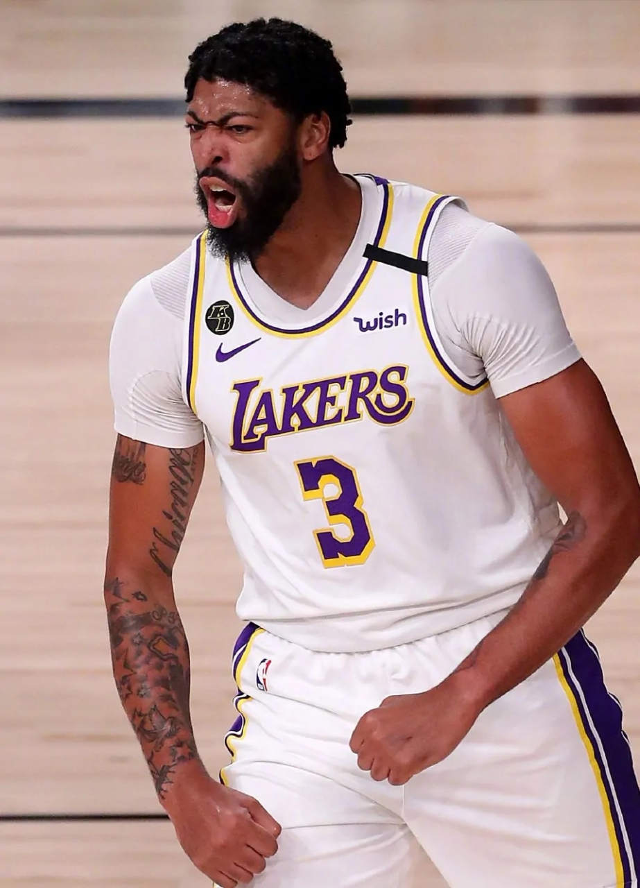 湖人"浓眉哥"安东尼·戴维斯在今年8月5日之后拥有提前续约资格,且是3