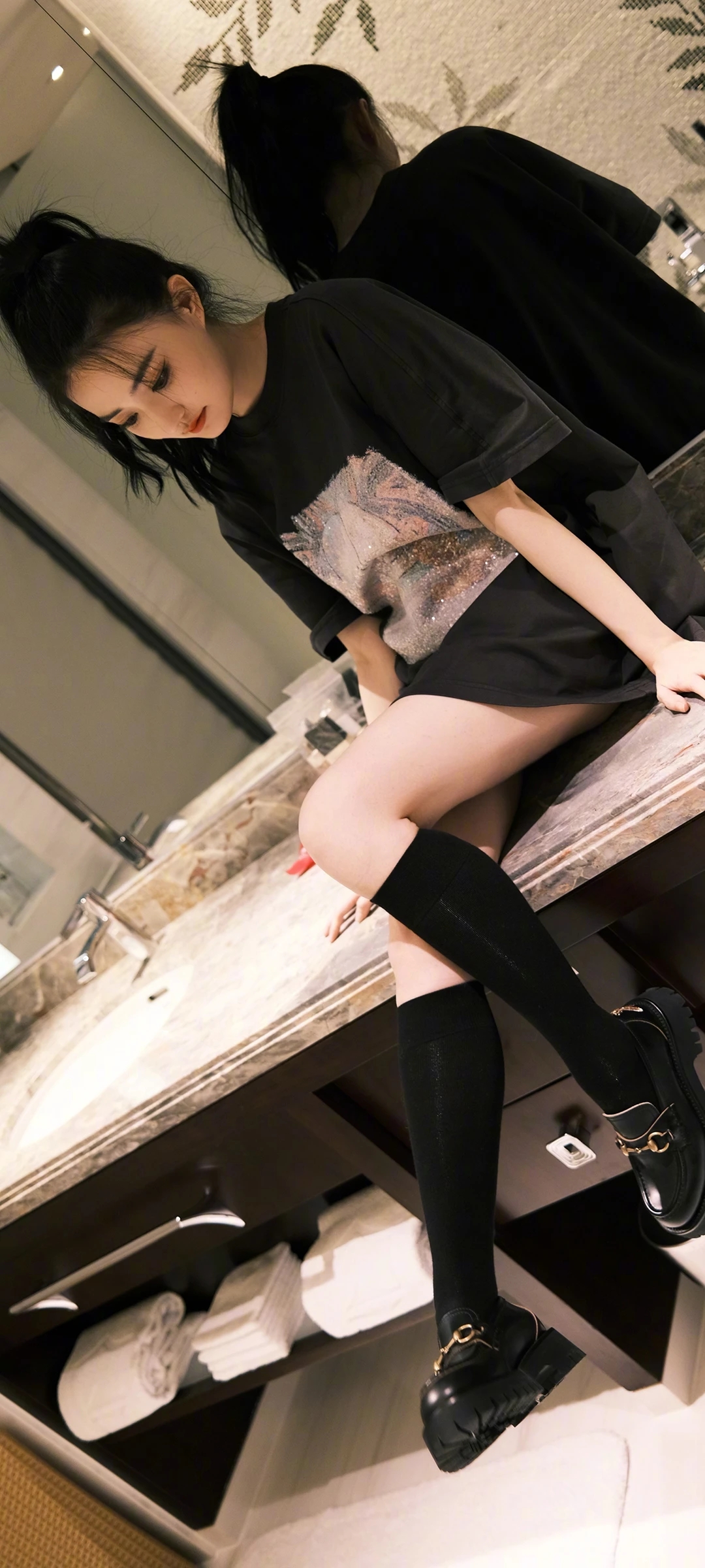 徐璐全面屏手机壁纸